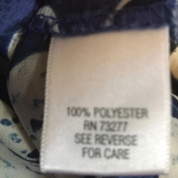 Simply Vera Blue Geometic Button Up Blouse - Picture 5 of 6